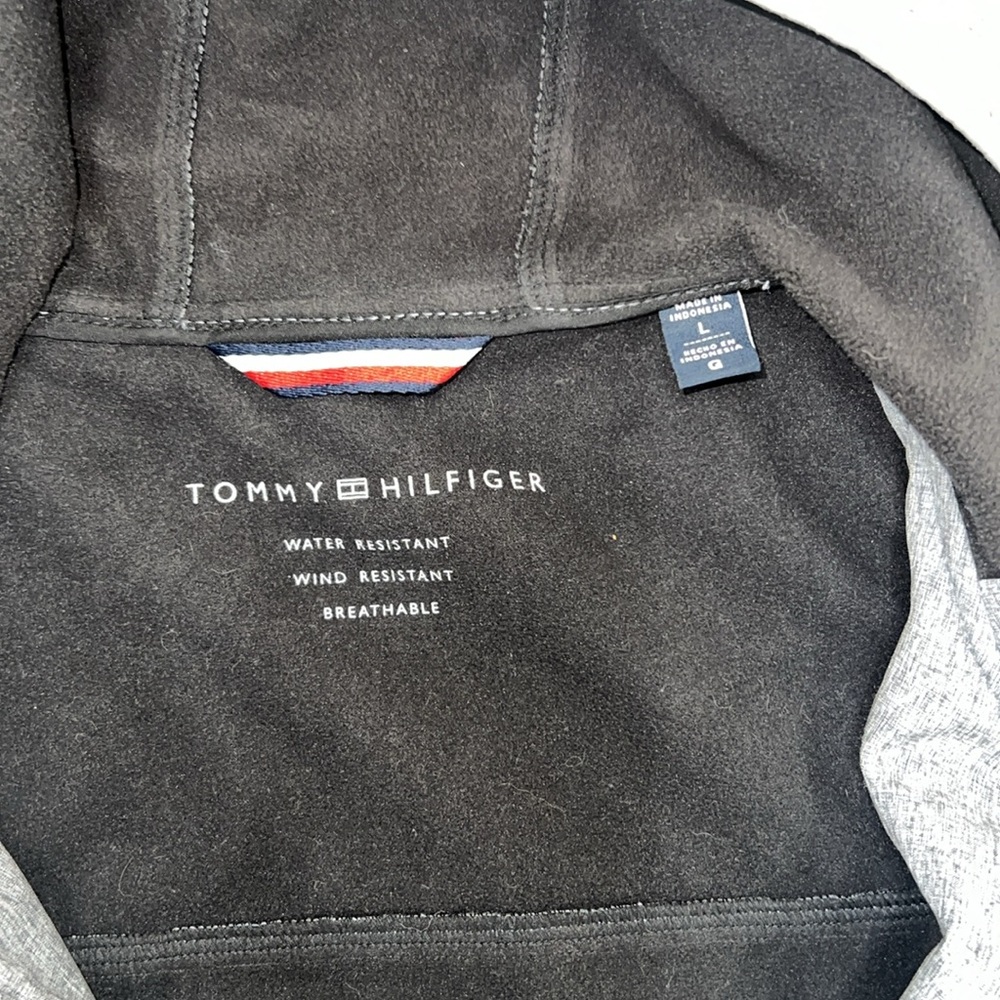 Tommy Hilfiger: Gray Softshell Hooded Jacket: Fle… - image 8